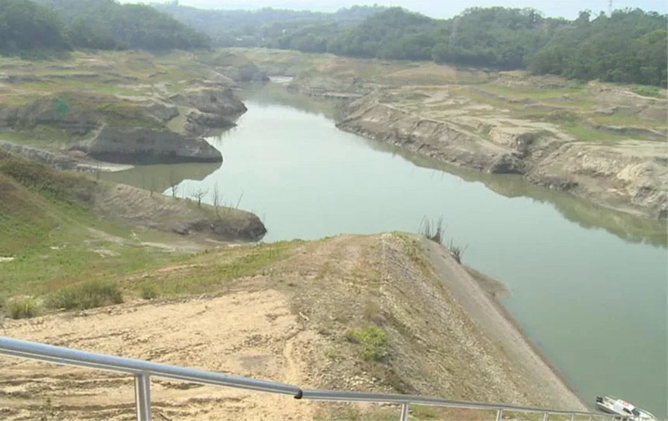永和山水庫的水位降低