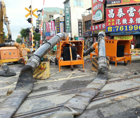 Assist in water discharge at disaster site